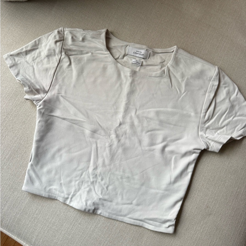 Aritzia Babaton Contour Women's Cream Short Sleeve Tee